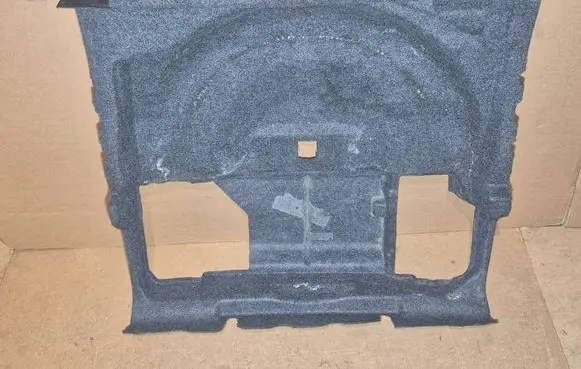 Mercedes-Benz ML W164 Trunk/boot mat liner A1646840011