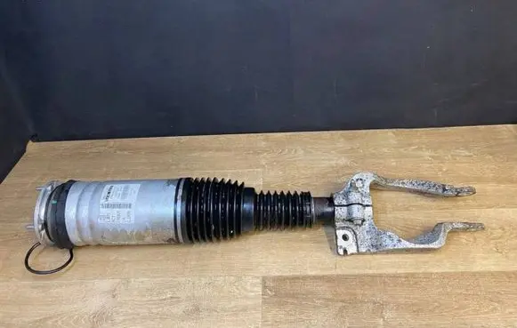 Land Rover Range Rover L405 Front shock absorber/damper CPLA-3C286-CB