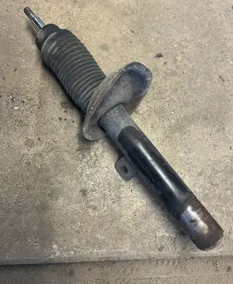 Peugeot 607 Front shock absorber/damper