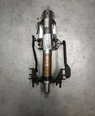 BMW X1 F48 F49 Steering wheel axle 7046955