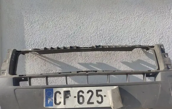 Peugeot Boxer Front bumper 1305760070