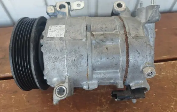 Citroen DS4 Air conditioning (A/C) compressor (pump) 4471501740