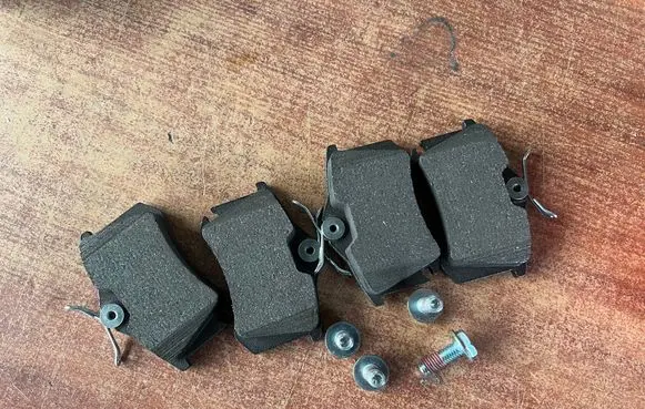 Renault Megane III Brake pads (rear) 