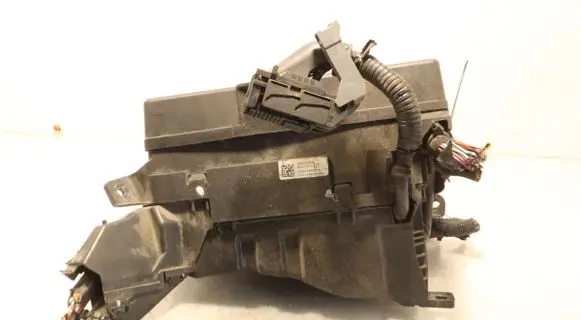 Toyota Verso Fuse box set