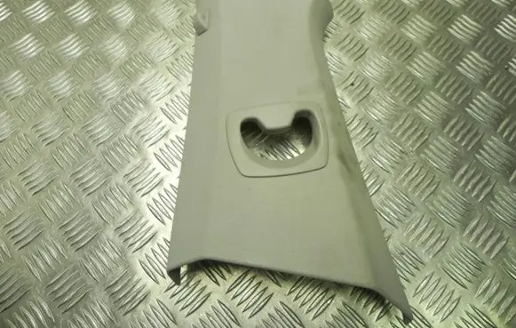 BMW 7 F01 F02 F03 F04 (B) pillar trim (top) 9112739 T555