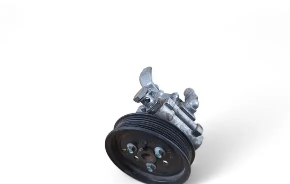 Jaguar F-Type Power steering pump 8W833A674AB