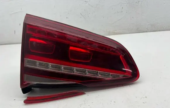 Volkswagen Golf VII Tailgate rear/tail lights 5G0945307F 81240101