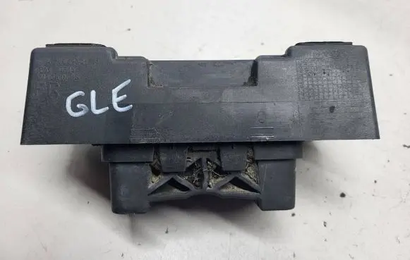 Mercedes-Benz ML W166 Jacking socket point A1666900134