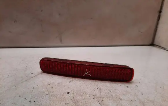 Toyota Corolla Verso E121 Rear tail light reflector 020003