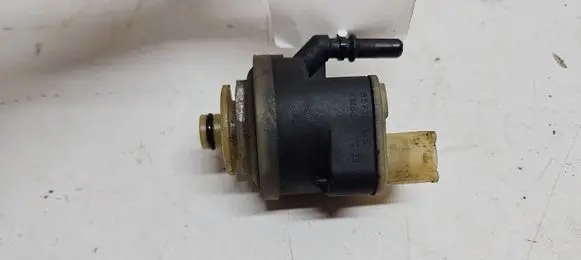 BMW 2 F22 F23 Fuel filter heater 8572521