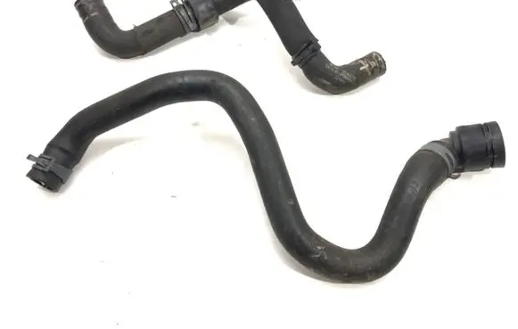 Volkswagen Golf VII Engine coolant pipe/hose 5Q0122157BP