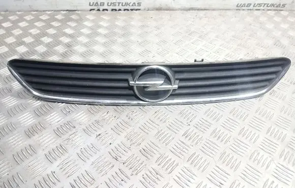 Opel Astra G Front bumper upper radiator grill 90587100