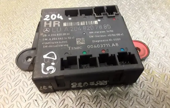 Mercedes-Benz C W204 Door control unit/module 2048207885 A2048207885