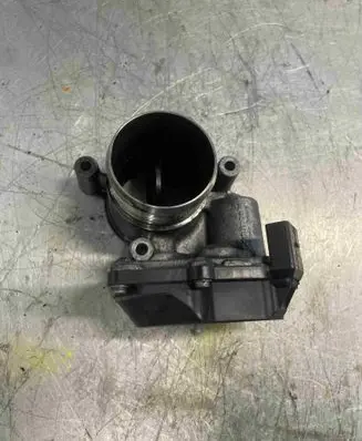 Volkswagen Tiguan Throttle valve 03L128063