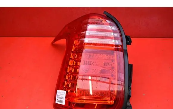 Peugeot 5008 Rear/tail lights 26120102