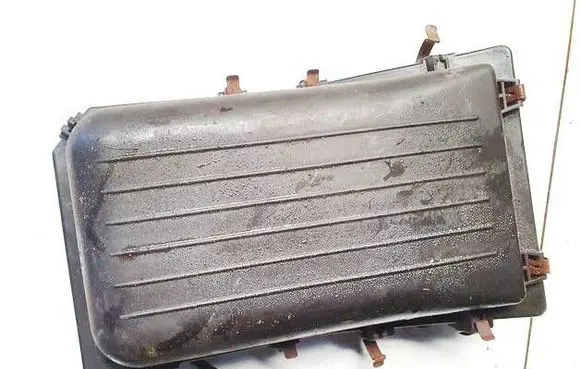 Nissan Micra Air filter box