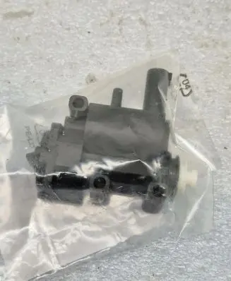 BMW X1 E84 Fuel tank cap lock 
