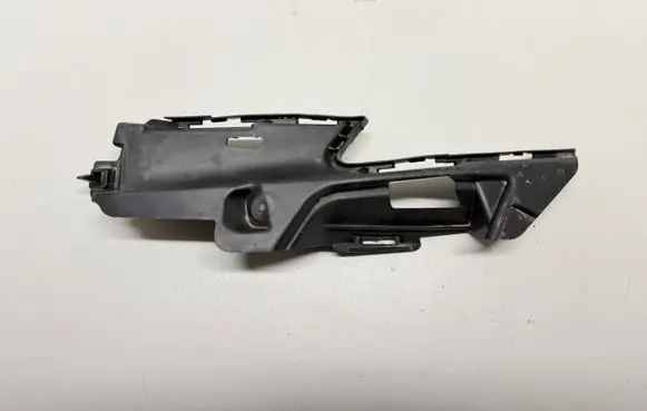 Audi A3 S3 8V Front bumper mounting bracket 8V5807319