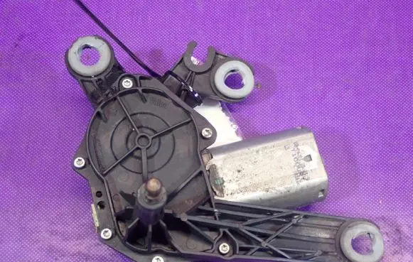 Peugeot 206 CC Rear window wiper motor 9638664980