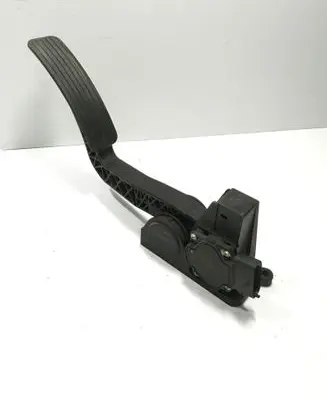 SsangYong Rexton Accelerator throttle pedal 2055021001 2055021002