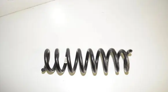 BMW 2 F22 F23 Rear coil spring 6851726 33536851726