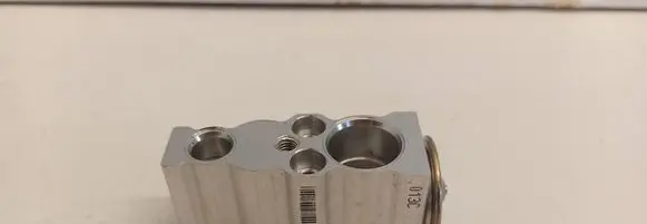 Air conditioning (A/C) expansion valve