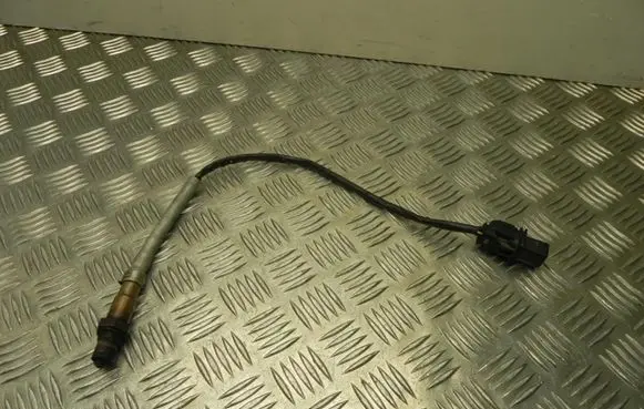 Volkswagen Tiguan Lambda probe sensor 06J906262M X3198