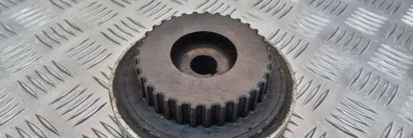 Volvo 850 Fuel pump gear (pulley) 