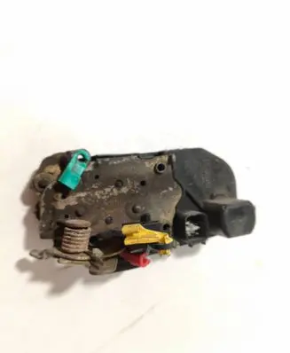 Chrysler 300 - 300C Front door lock 