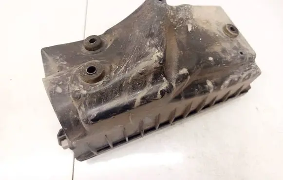 Toyota Avensis T250 Air filter box 4614430869
