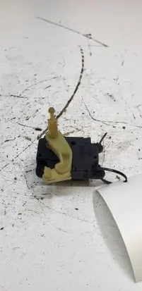 Opel Astra K Air flap motor/actuator DA646001 1103164C