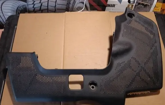 Volkswagen Golf IV Engine cover (trim) 06A119518D