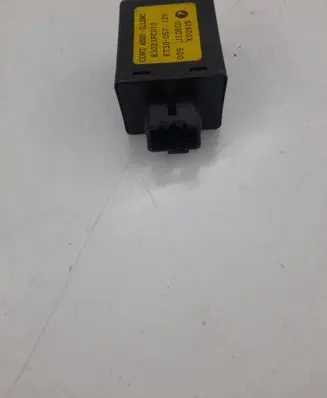 Subaru Forester SF Other control units/modules 83023FC010 ET30057
