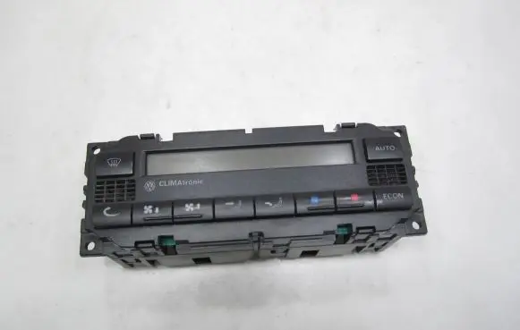 Volkswagen PASSAT B5.5 Climate control unit 3B1907044H 2400022303