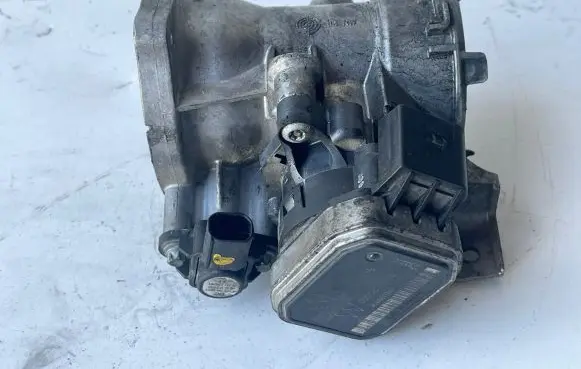 Mercedes-Benz B W245 EGR valve A6400901144