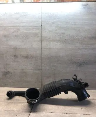 BMW 3 F30 F35 F31 Air intake duct part 8650910