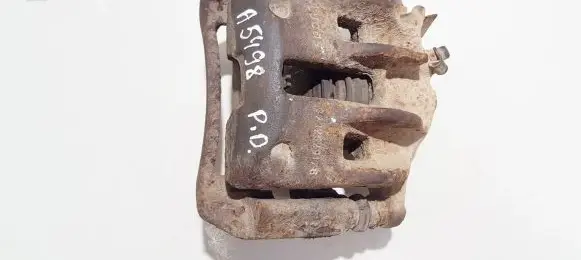Peugeot 406 Front brake caliper 323252916