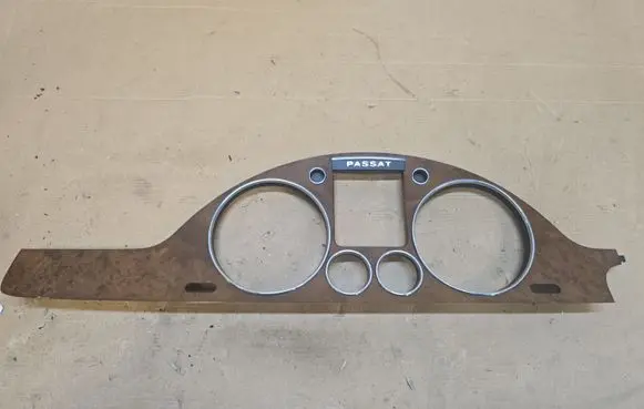 Volkswagen PASSAT B6 Dashboard trim 3C1858335A