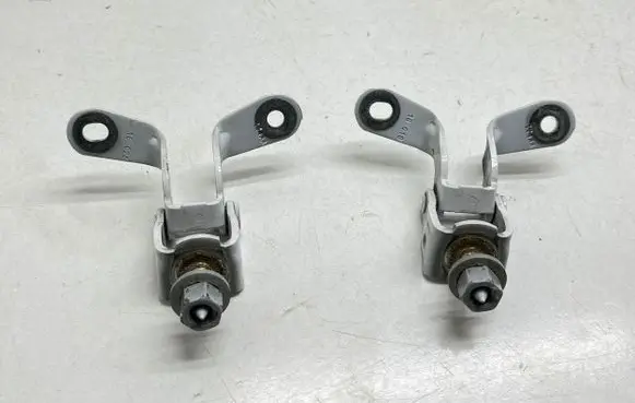 Dodge Durango III Loading door hinge set 174AA 16018