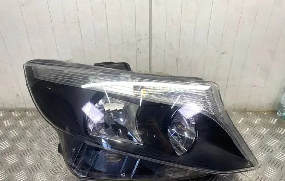 Mercedes-Benz Vito Viano W447 Headlight/headlamp A4479068000 00022991 1LL01128420