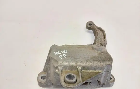Volvo XC40 Engine mount vacuum valve 32255271JLK01
