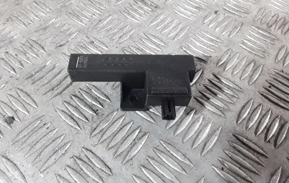 Audi A6 S6 C7 4G Keyless (KESSY) go control unit/module 8K0907247