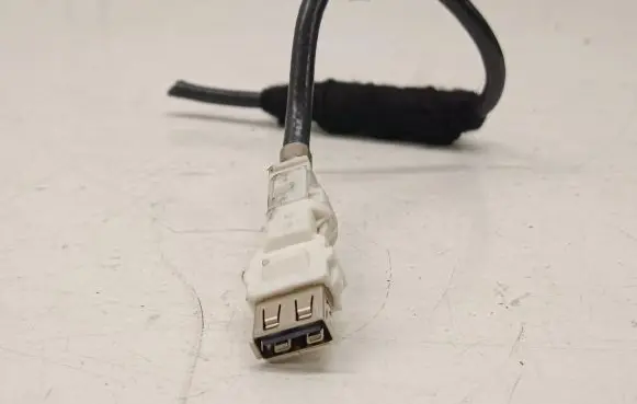 BMW 1 F40 USB socket connector 