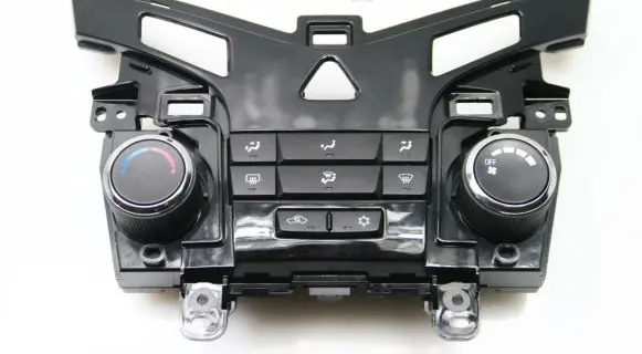 Chevrolet Cruze Air conditioner control unit module 3839278