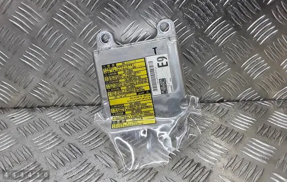Toyota Prius (XW20) Airbag control unit/module 8917047390