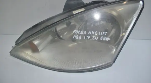 Ford Focus Headlight/headlamp