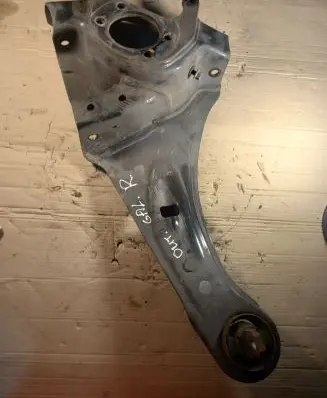 Mitsubishi Outlander Rear control arm