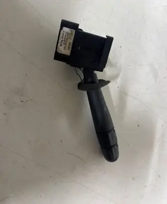 Opel Vivaro Light switch 8200009620