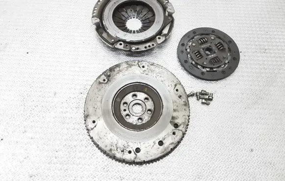 Nissan Micra Clutch set kit 30210AY100 12311BX000