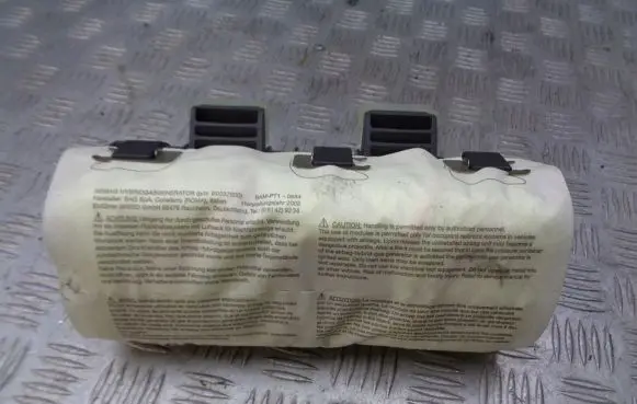 Opel Vectra C Passenger airbag